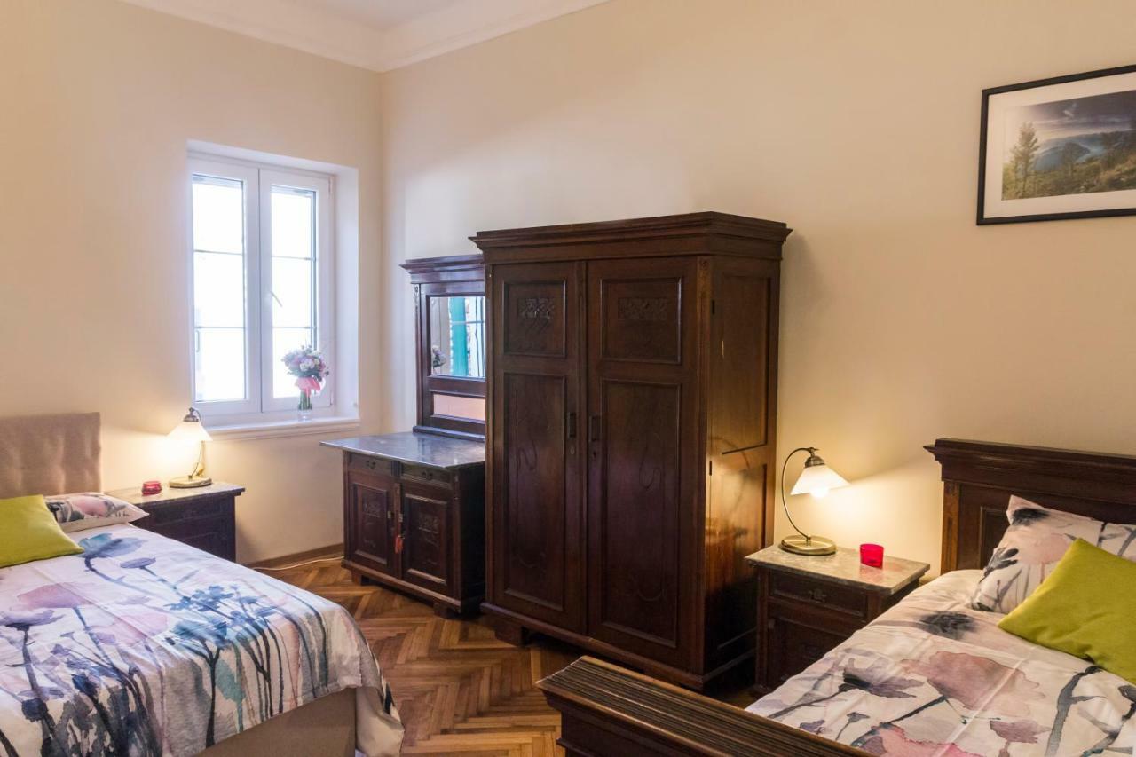 Apartman Natalia Tivat Luaran gambar